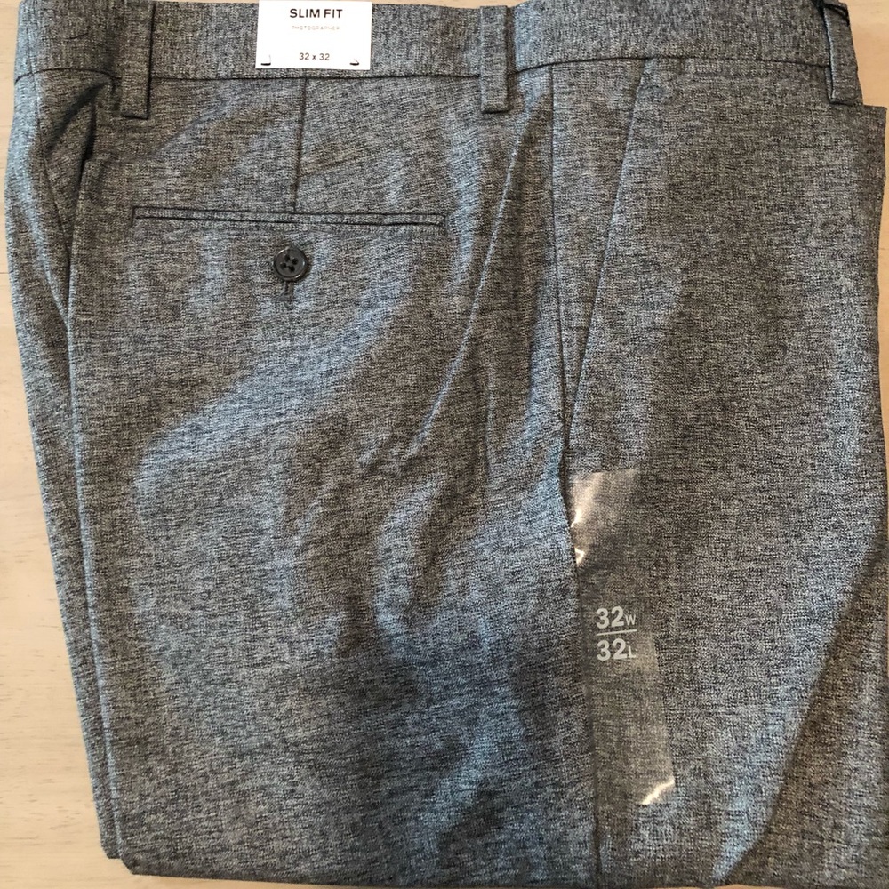 Men’s Express Photographer Dress Pants. NEW
